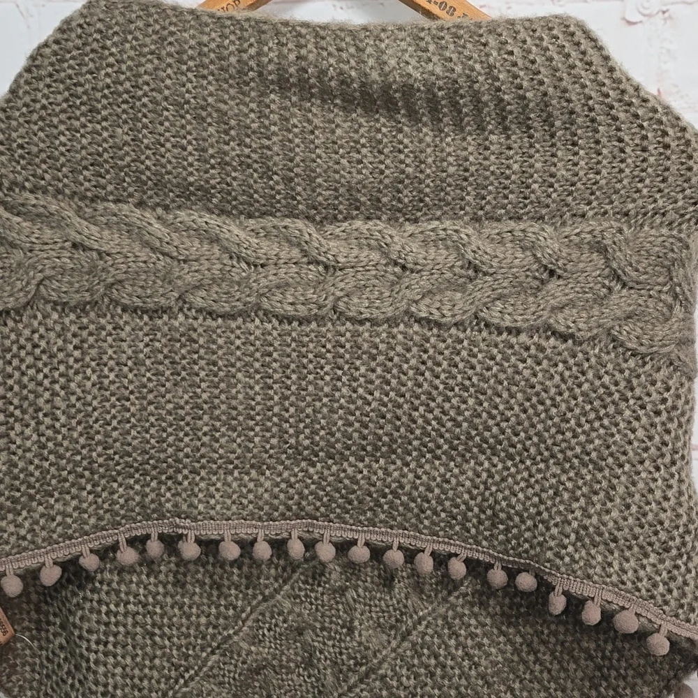 Love Of Fashion Taupe Neck Poncho 100% Acrylic NWT